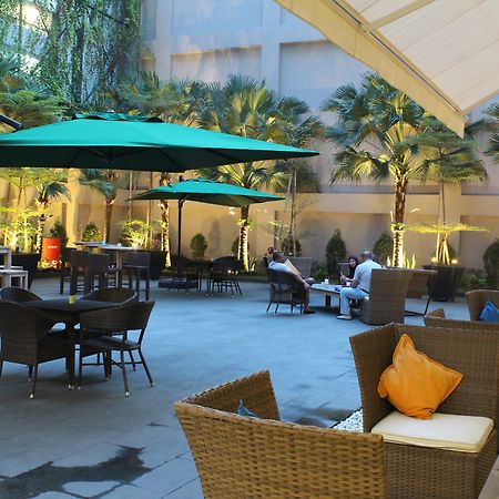 Ibis Styles Jakarta Gajah Mada Ngoại thất bức ảnh