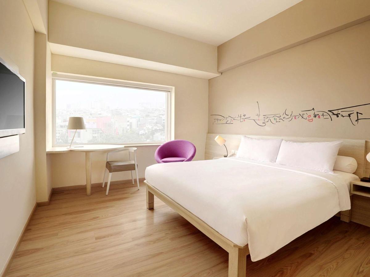 Ibis Styles Jakarta Gajah Mada Ngoại thất bức ảnh