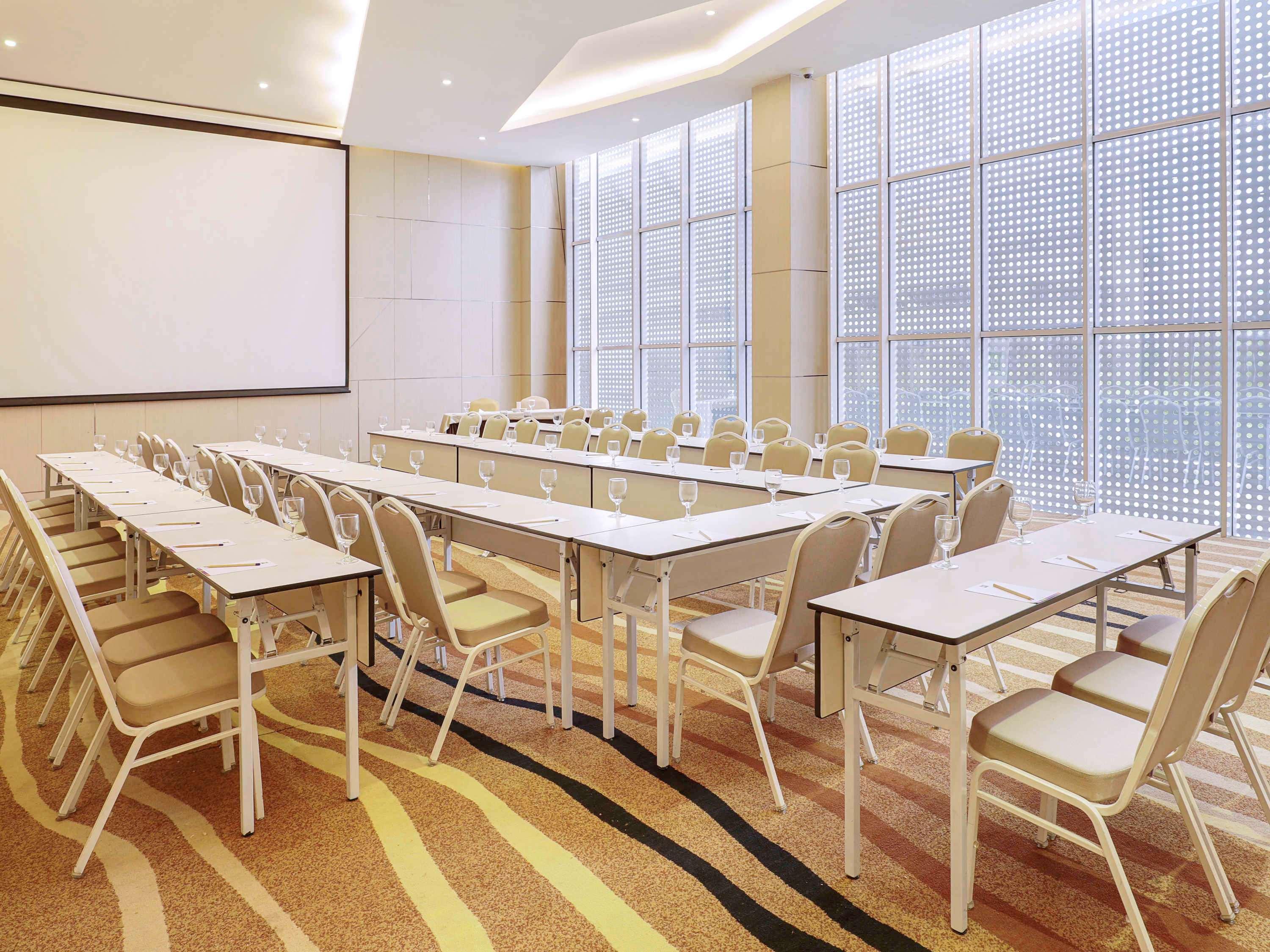 Ibis Styles Jakarta Gajah Mada Ngoại thất bức ảnh
